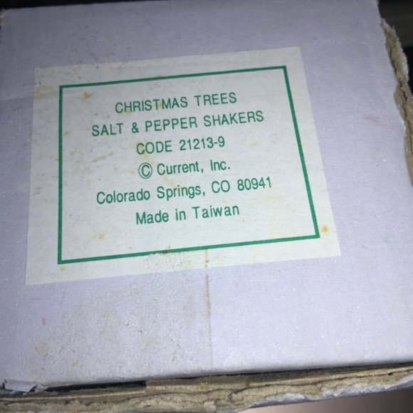 Current Ceramic Christmas Tree Salt & Pepper Shaker Set - Picture 7 of 7